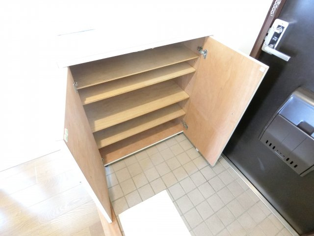 エルファミーレ富田林の収納