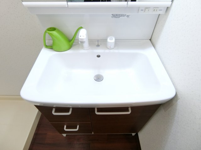 エルファミーレ富田林の洗面所