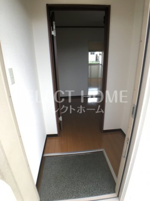 【玄関】 | タウニィ山本B | シンプルで使いやすい玄関です