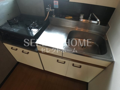  | タウニィ山本B | 駐車場に車を止められます