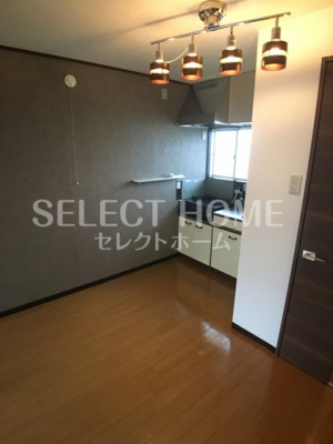 【居間・リビング】 | タウニィ山本B | ゆったり過ごせるリビングです