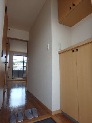 【玄関】 | ビバリースクエアＣ | 大島　ビバリースクエアＣ　1LDK　玄関
