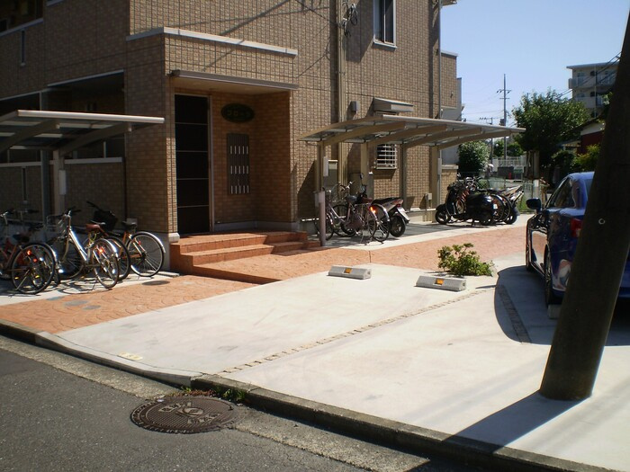 フローラの駐車場|駐車場
