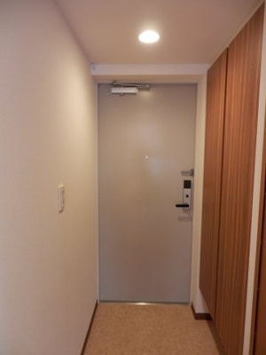 【玄関】 | 園生テクノプラザ | 大き目のシューズボックスが付いた玄関。