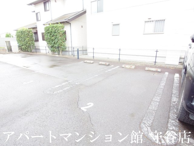 ヴィラージュの駐車場