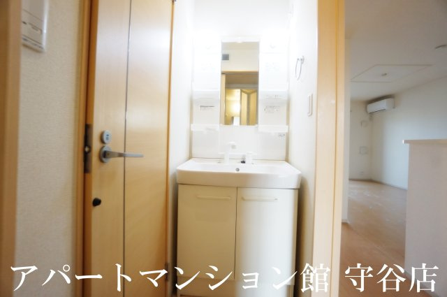 ベル フローラの独立洗面台
