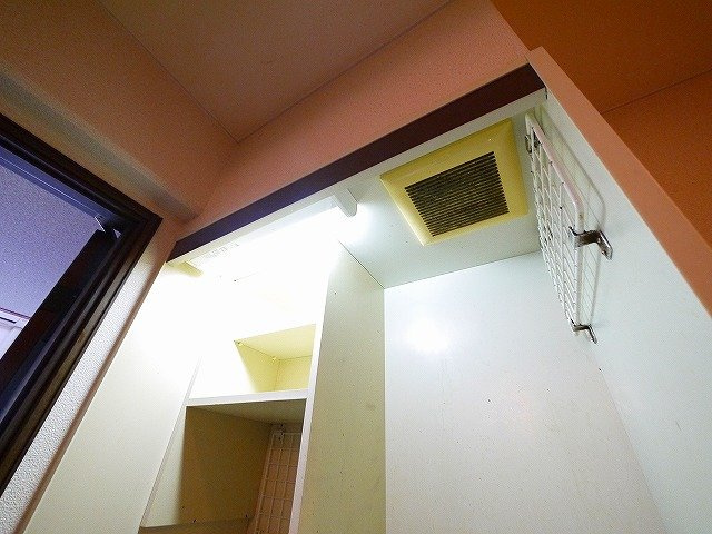 シティパレス生駒谷田町Ｐ７の設備|キッチン換気扇