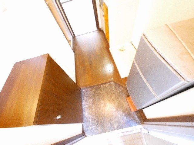 シティパレス生駒谷田町Ｐ７の玄関|落ち着いた玄関です