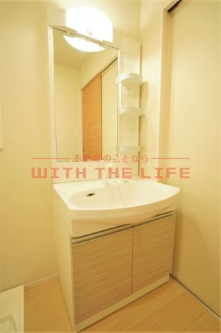 シャンドゥ・フルール【キャッシュバック対象物件】の独立洗面台|使いやすい独立洗面台です