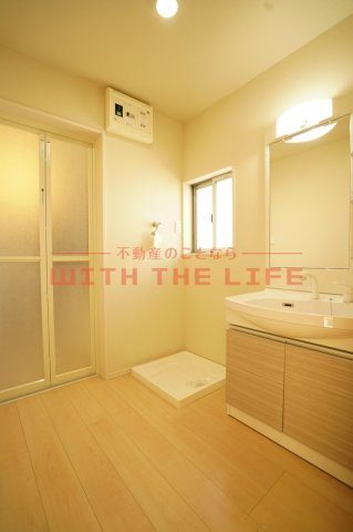 シャンドゥ・フルール【キャッシュバック対象物件】の洗面所|忙しい朝には欠かせない洗面所です