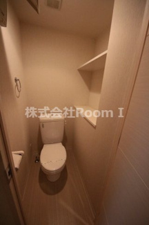 【トイレ】 | プレサンス天満橋アンジェ | 落ち着いた色調のトイレです
