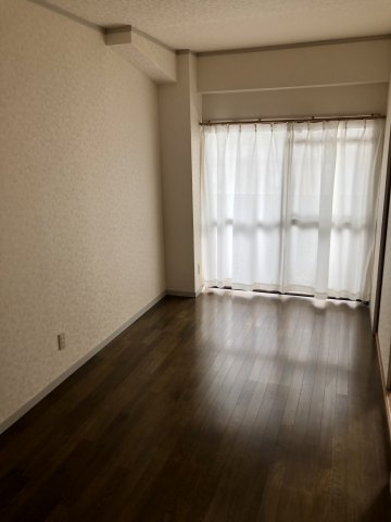 Aスタービルの居間・リビング