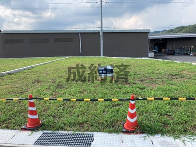 【外観】 | 自由設計♪安中市中宿売地◎建築条件付◎ | 後方に写っているのがカインズ安中店です。
