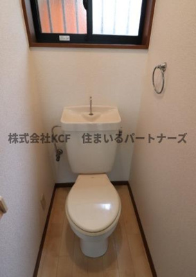 【トイレ】 | コーポレーヴ | コンパクトで使いやすいトイレです