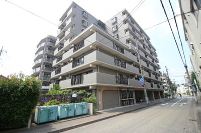 【外観】 | ライオンズマンション京王分倍河原　リフォーム済み | 外観は落ち着いています