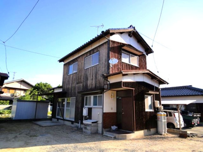 【外観】 | 中村1丁目貸家 | レトロが今っぽい、のんびり暮らす一軒家