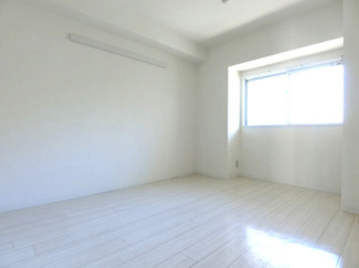 【洋室】 | サムティ神戸浜崎通 | 明るい洋室です