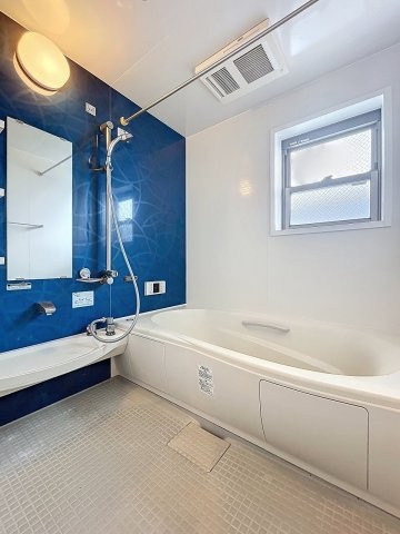 【浴室】 | 目黒3丁目戸建 | ★リラックスできるお風呂です★
