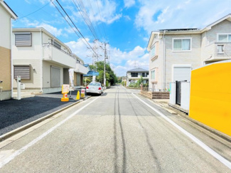 【前面道路含む現地写真】 | 東側約6ｍ公道