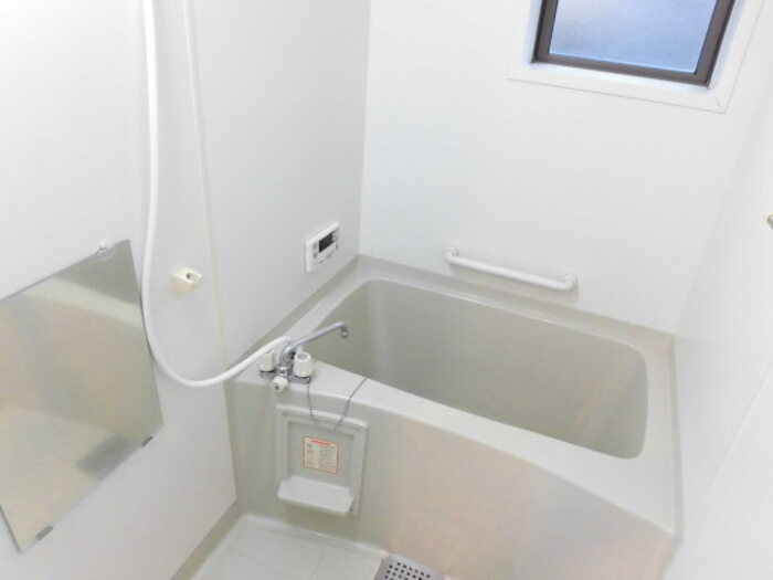 サンジェイド【10，000円キャッシュバック対象物件】の浴室|落ち着いた空間のお風呂です