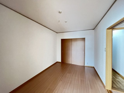 【洋室】 | エステートピア吉田