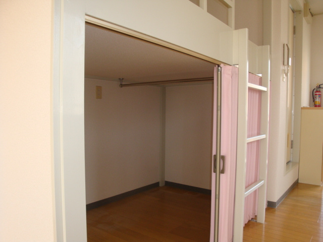 ステップインウエストの収納