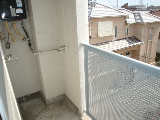 ステップインウエストのバルコニー