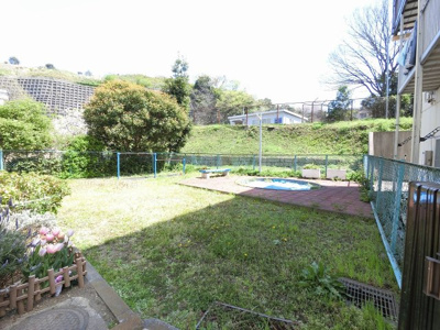 【その他共用部分】 | ラブリハイツ吉野町 | 物件敷地内公園です。