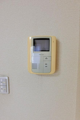 【セキュリティ】 | アーバンフラッツ高円寺 | TVモニターホン（オートロックあり）。同設備の別室写真を使用しております。