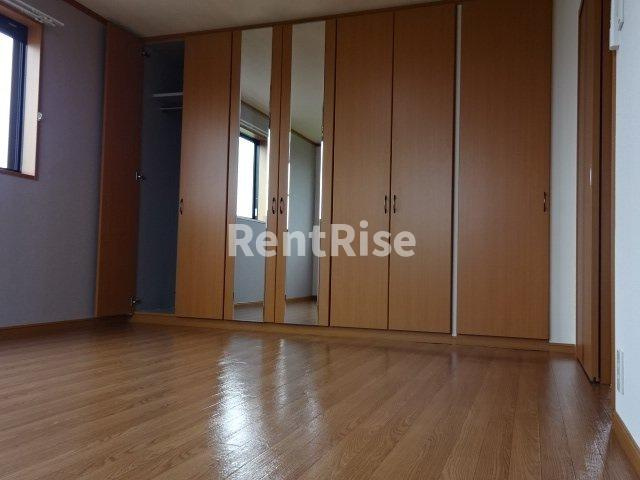 シャルム ガーデンの居間・リビング|室内