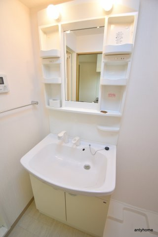 アネシス新大阪　仲介手数料無料の洗面所