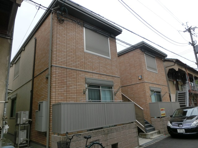 大阪市淀川区新高６丁目のアパートの外観