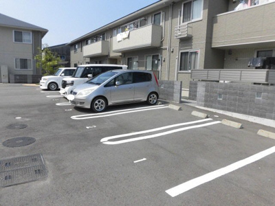 【駐車場】 | ガルテン久万ノ台