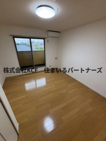 グランドアマレーⅡ番館の居間・リビング|使いやすいリビングです