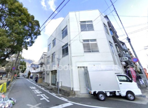 井上マンションの外観