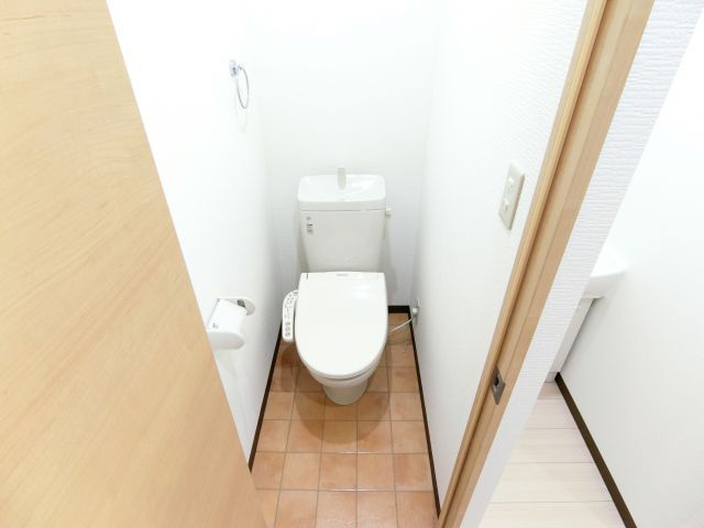 リヴァーサイド金剛のトイレ