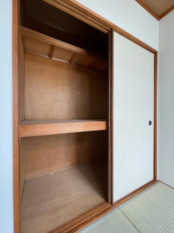 潮見が丘ハイツの収納