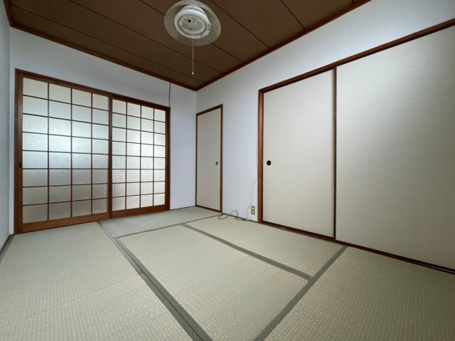潮見が丘ハイツの和室