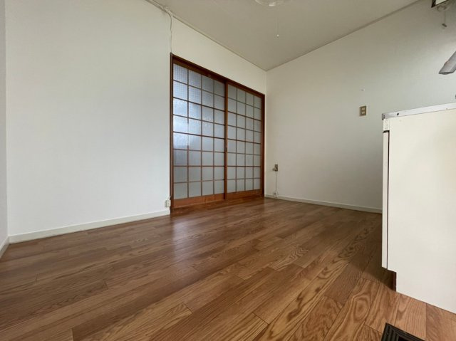 潮見が丘ハイツの居間・リビング