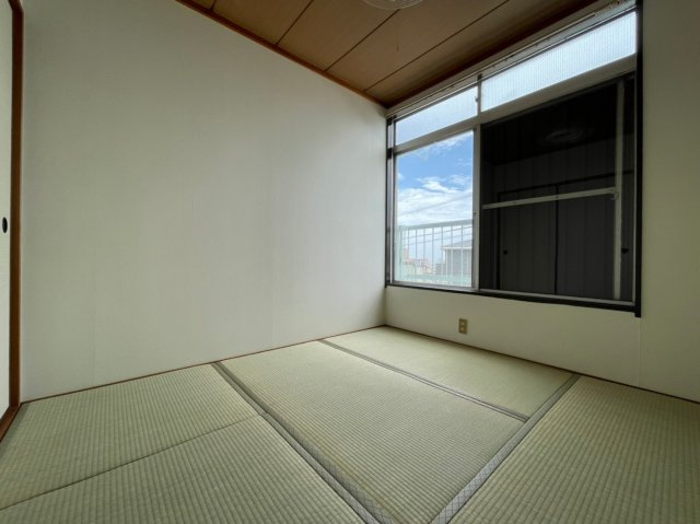 潮見が丘ハイツの寝室