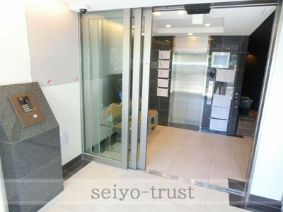 【エントランス】 | プレサンス広島中央