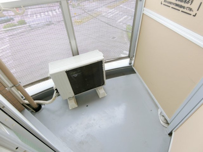 【バルコニー】 | リバティ永沢 | 落ち着いた時間を過ごせるバルコニーです