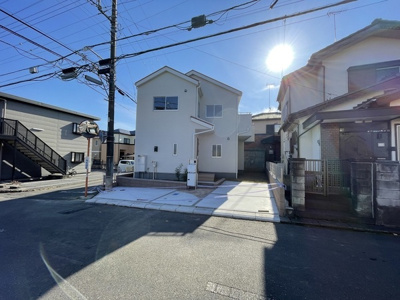 【外観】 | 牛久市上柏田二丁目　新築 | 完成しました♪考えられた間取りを現地でご覧ください