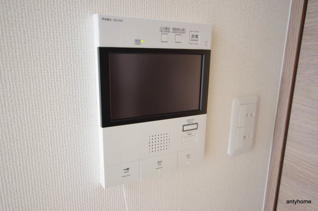 スペーシア江坂広芝町　仲介手数料無料のセキュリティ