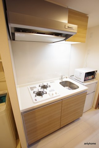 スペーシア江坂広芝町　仲介手数料無料のキッチン