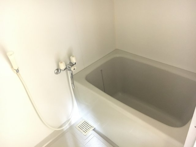 【内装】 | アーバン玻名城 | ※写真は別部屋です。現況を優先とします。