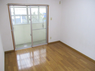 【洋室】 | コンフォート安里