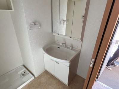 【独立洗面台】 | ロイヤルシャトー大須