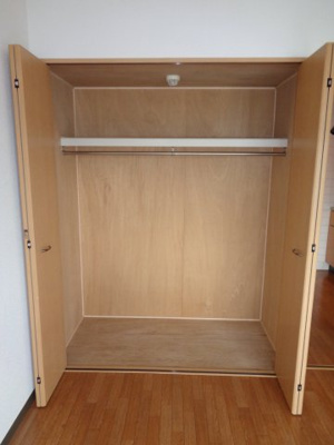 【収納】 | フルリール松浦Ⅱ | クローゼット※写真はイメージです