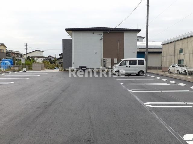 アンジュ ハウス Ⅱの駐車場